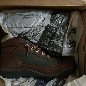 Timberland mids ( Beef & Broccoli )